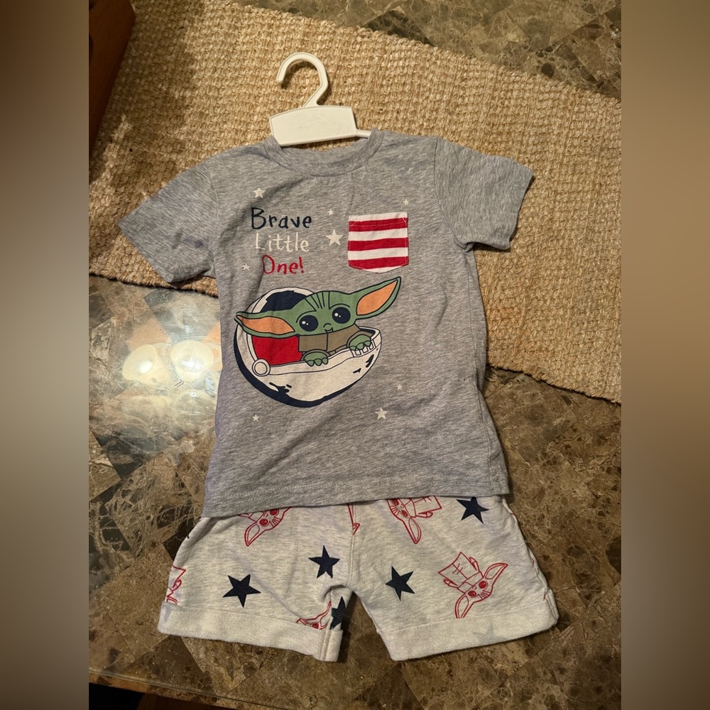 Boys Star Wars outfit size 4t
